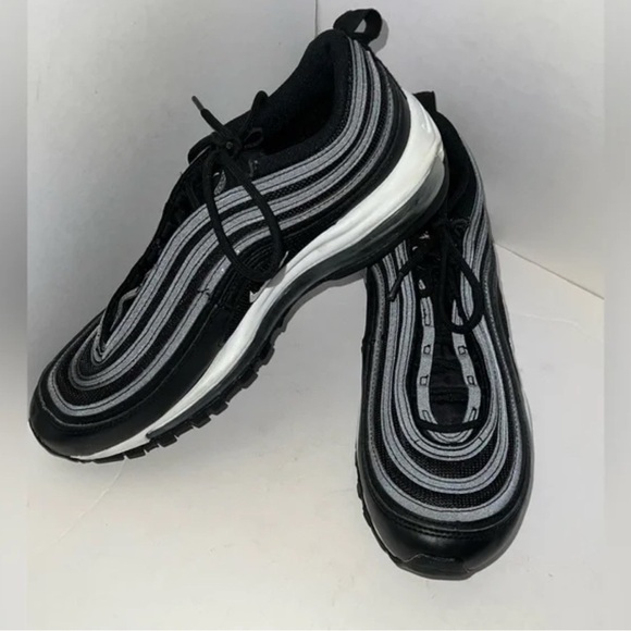 Women’s Nike Air Max 97 9.5 - Picture 2 of 7